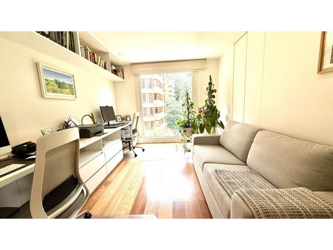 Apartamento de 2 alcobas en venta en Los Rosales, Bogotá, 205 m² · foto 15 de 21