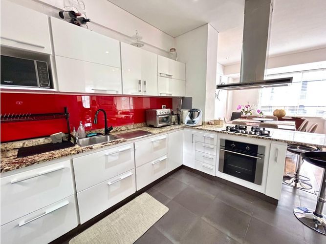 Apartamento de 3 alcobas en venta en Santa Paula, Bogotá, 157 m² · foto 8 de 19