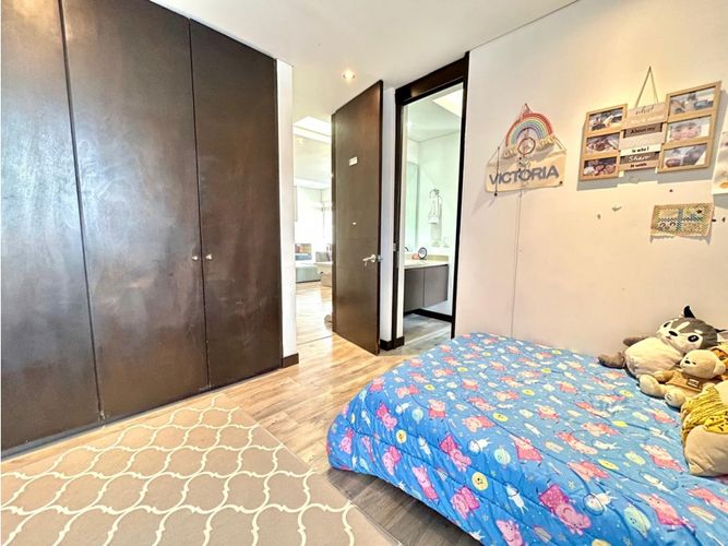 Apartamento de 3 alcobas en venta en Santa Paula, Bogotá, 157 m² · foto 14 de 19