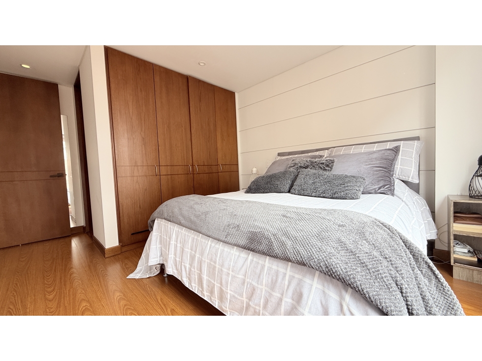 Apartamento en venta en Santa Barbara Occidental, Bogotá · foto 6 de 17