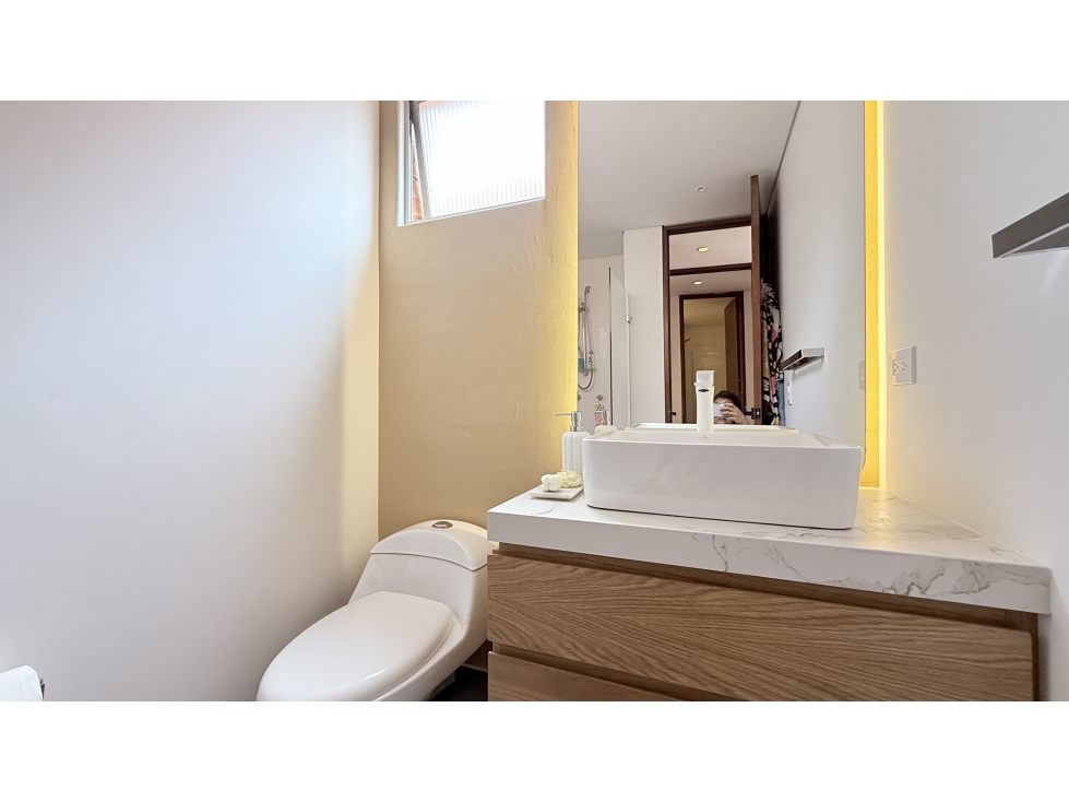 Apartamento en venta en Santa Barbara Occidental, Bogotá · foto 9 de 17