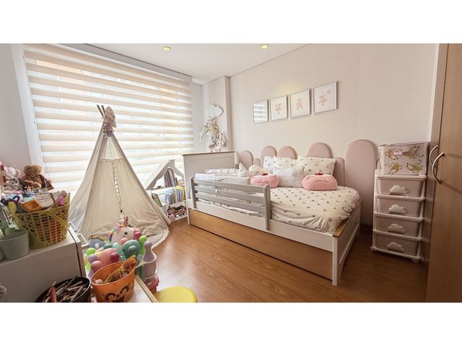 Apartamento en venta en Santa Barbara Occidental, Bogotá · foto 11 de 17
