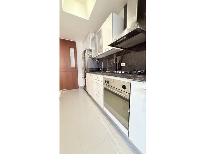 Apartamento en venta en Santa Barbara Occidental, Bogotá · foto 14 de 17