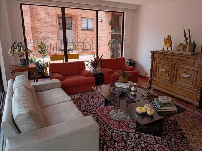 Apartamento de 3 alcobas en venta en San Patricio, Bogotá, 230 m² · foto 8 de 21