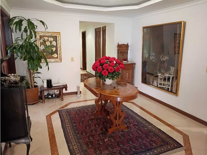 Apartamento de 3 alcobas en venta en San Patricio, Bogotá, 230 m² · foto 9 de 21