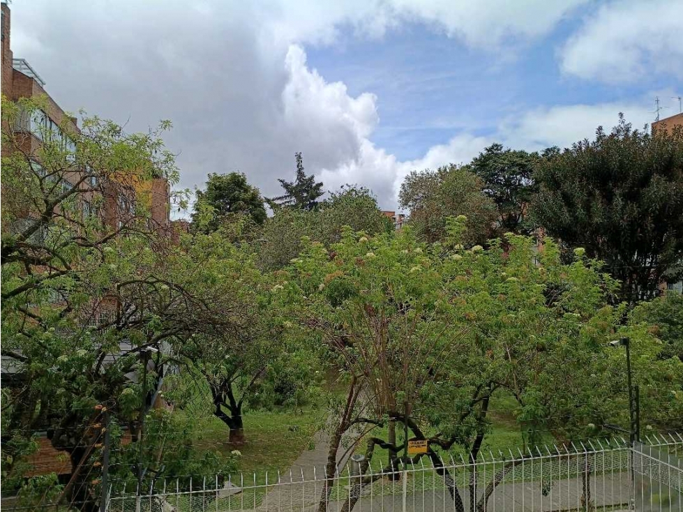 Apartamento en venta en Puente Largo, Bogotá · foto 3 de 16