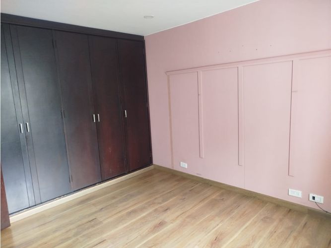 Apartaestudio en venta en Santa Barbara, Bogotá, 42 m² · foto 13 de 14