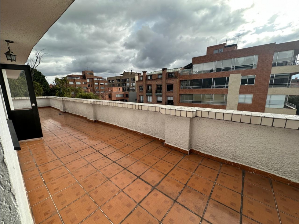 Apartamento en venta en Chicó Navarra, Bogotá · foto 2 de 10