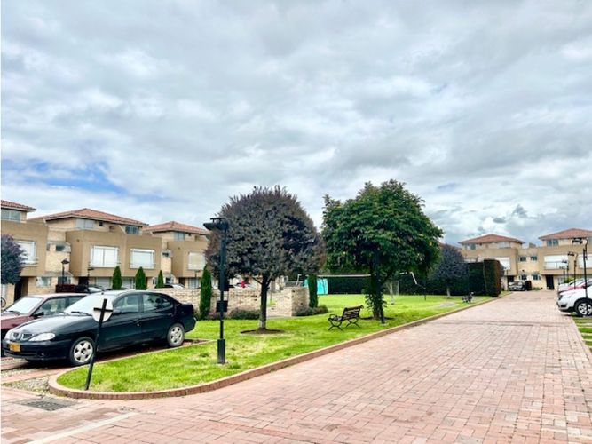 Casa de 3 alcobas en venta en Parmalat - Proleche, Chía, 161 m² · foto 2 de 22