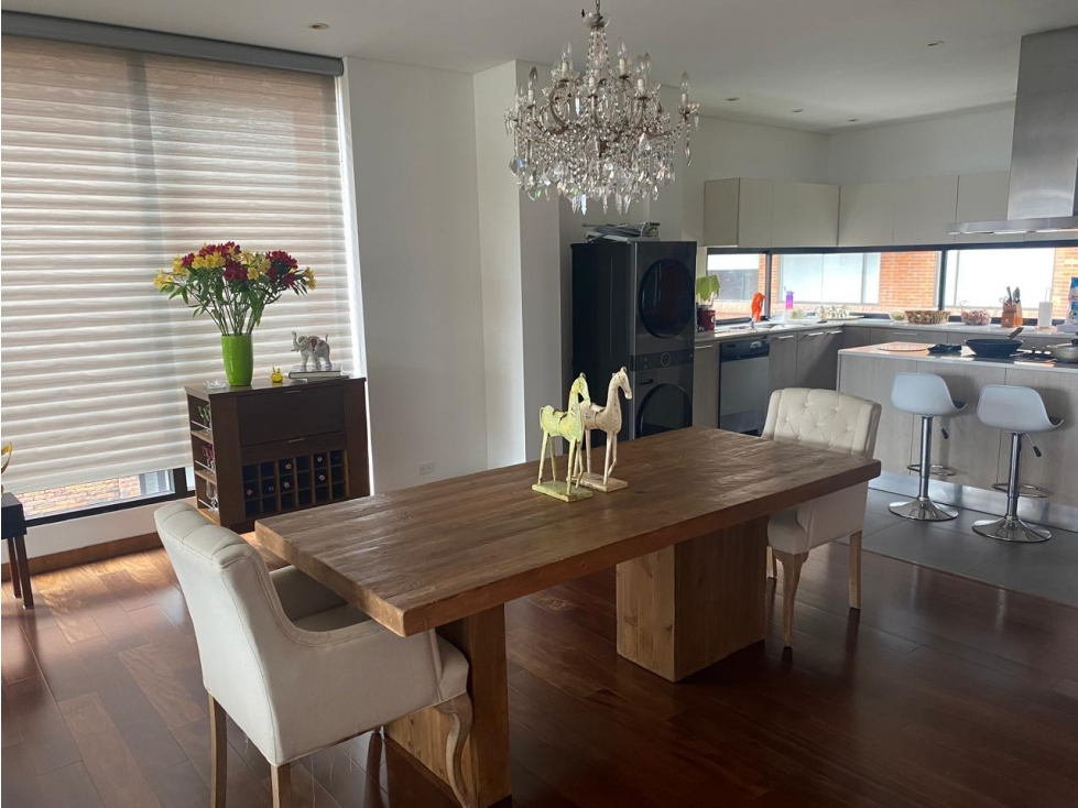 Apartamento en venta en Los Rosales, Bogotá · foto 4 de 9
