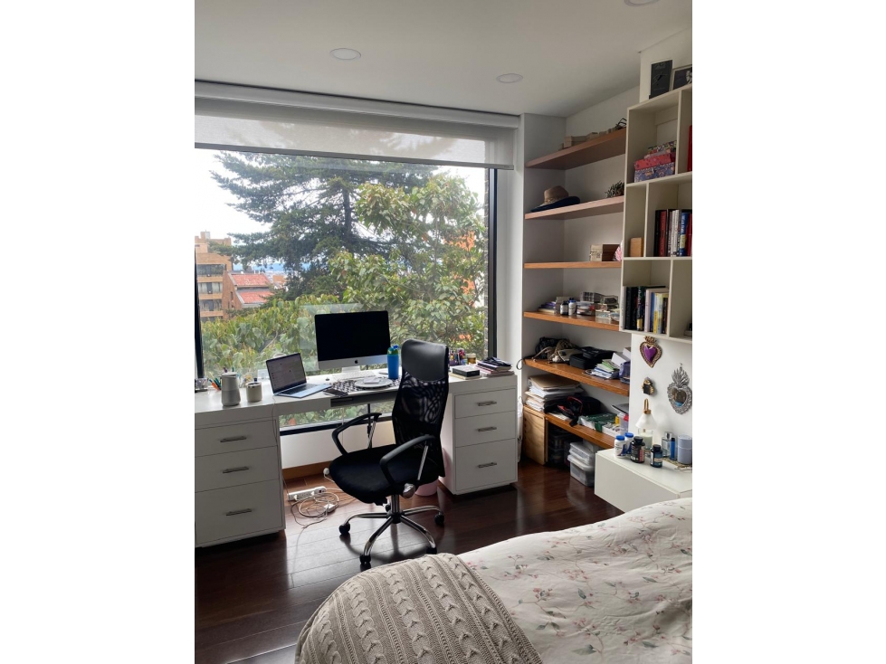 Apartamento en venta en Los Rosales, Bogotá · foto 5 de 9