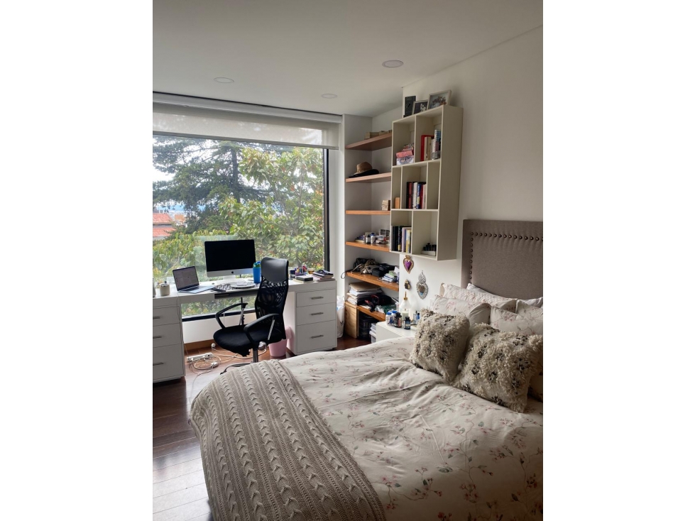Apartamento en venta en Los Rosales, Bogotá · foto 6 de 9