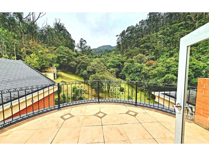 Casa de 4 alcobas en venta en Torca I, Bogotá, 1200 m² · foto 6 de 16