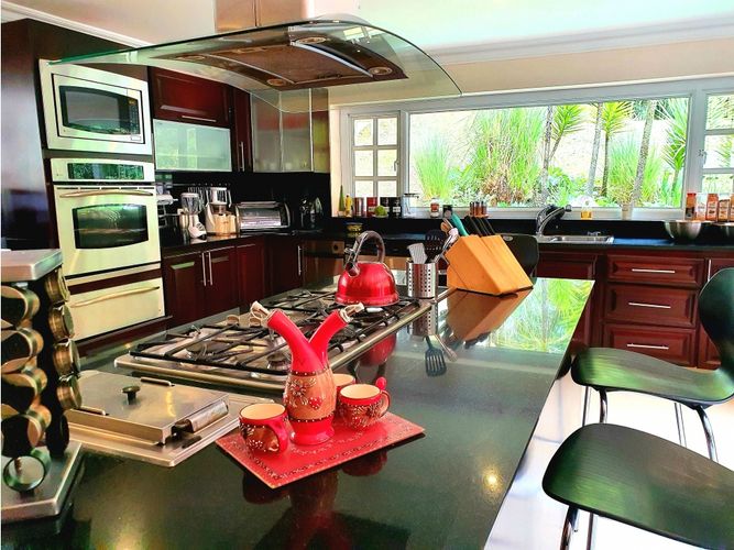 Casa de 4 alcobas en venta en Torca I, Bogotá, 1200 m² · foto 8 de 16