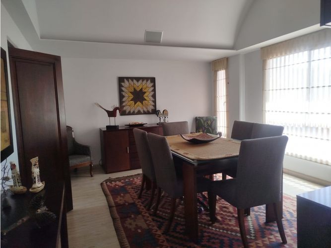 Apartamento de 3 alcobas en venta en Santa Barbara, Bogotá, 289 m² · foto 3 de 24