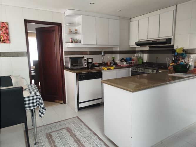 Apartamento de 3 alcobas en venta en Santa Barbara, Bogotá, 289 m² · foto 5 de 24