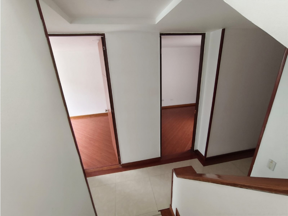 Casa en venta en Colina Campestre, Bogotá · foto 11 de 24