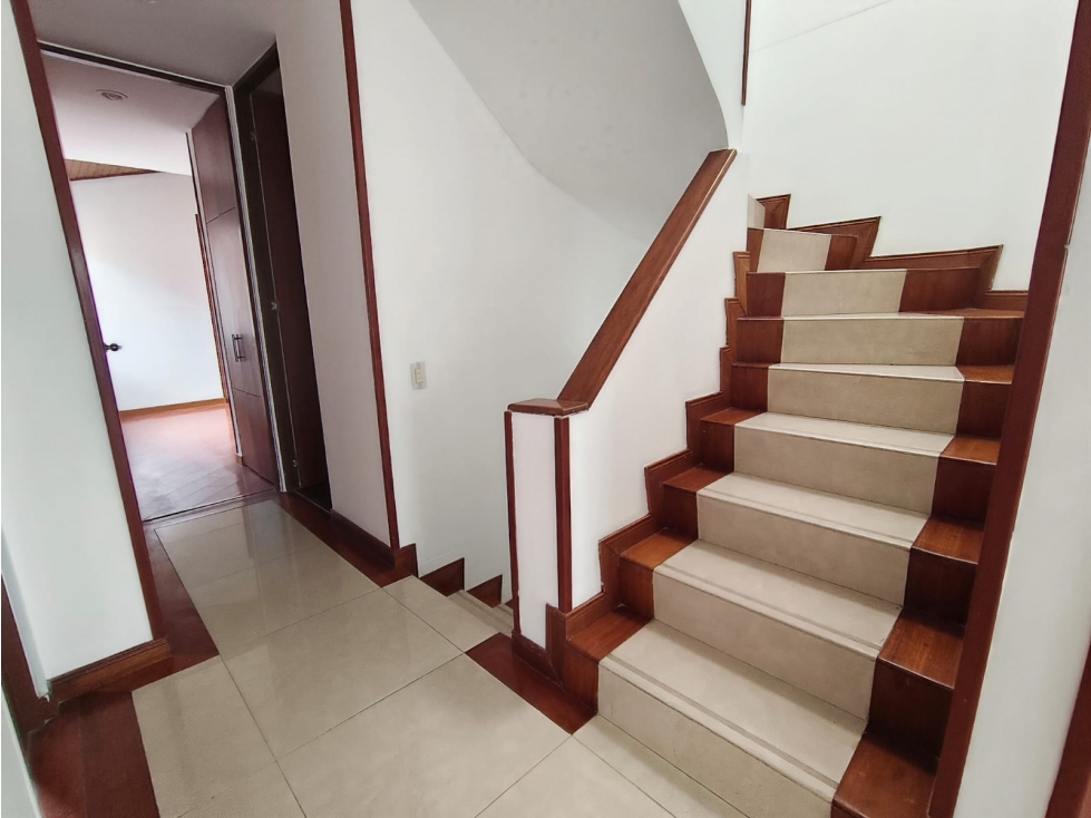 Casa en venta en Colina Campestre, Bogotá · foto 18 de 24