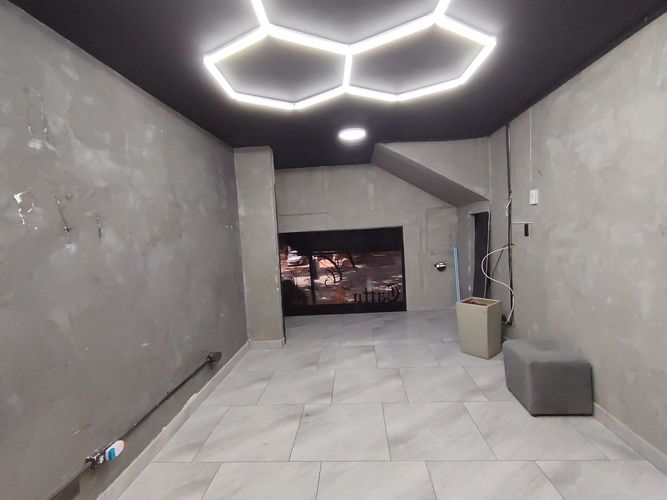Local en arriendo en La Castellana, Medellín, 40 m² · foto 3 de 11