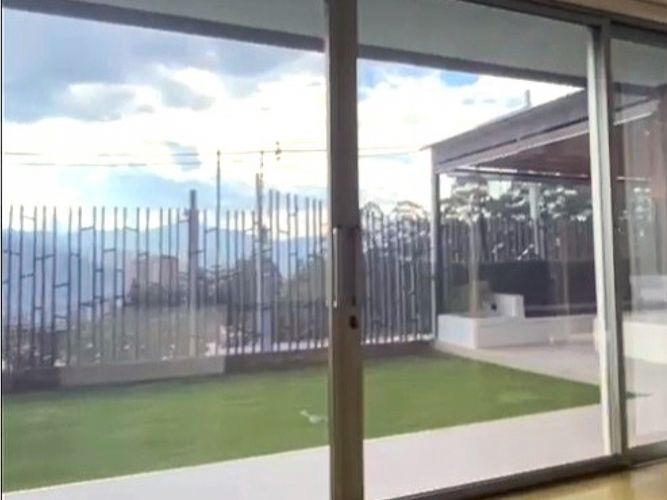 Casa de 4 alcobas en venta en Loma El Atravesado, Envigado, 331 m² · foto 14 de 14