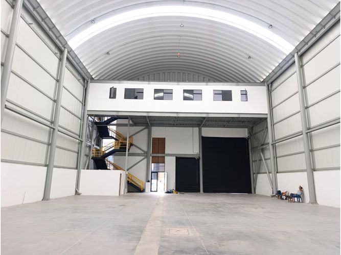 Bodega en arriendo en Actividad Multiple, Copacabana, 820 m² · foto 3 de 7