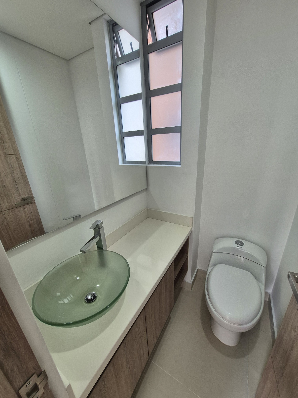 Apartamento en arriendo en Loma Del Esmeraldal, Envigado · foto 9 de 13