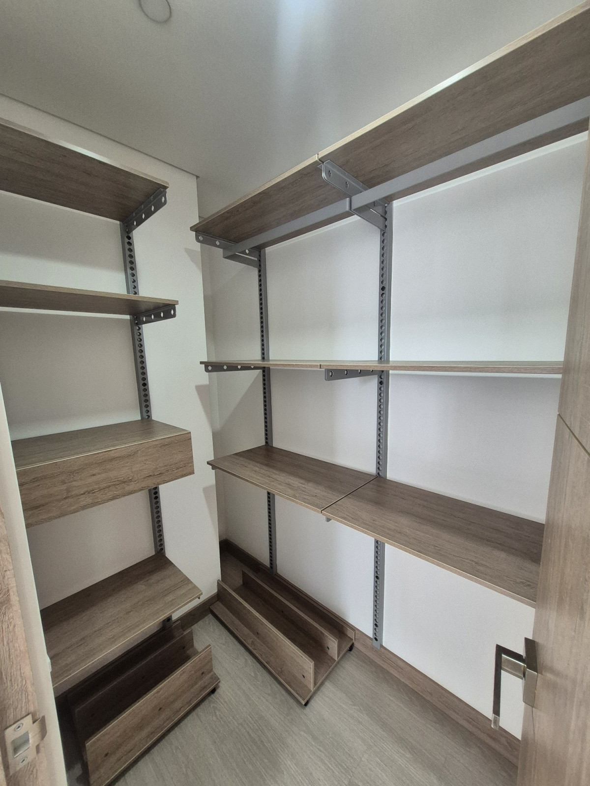 Apartamento en arriendo en Loma Del Esmeraldal, Envigado · foto 11 de 13