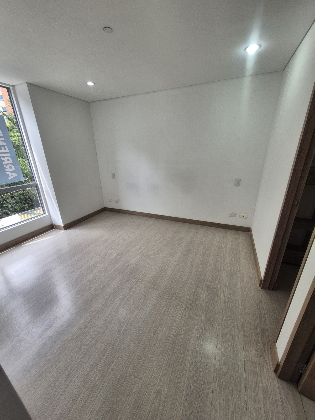 Apartamento en arriendo en Loma Del Esmeraldal, Envigado · foto 13 de 13