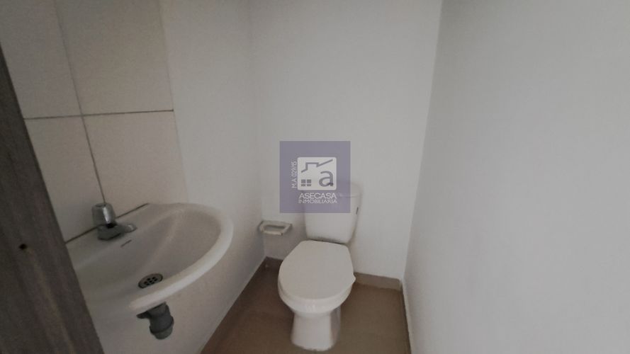 Local en arriendo en Nuevo Sotomayor, Bucaramanga, 43 m² · foto 5 de 7