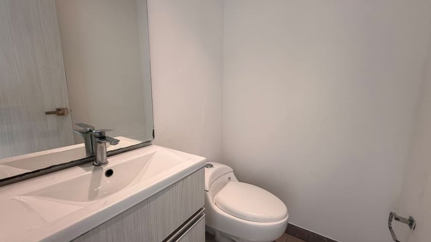 Oficina en arriendo en El Poblado, Barranquilla, 166 m² · foto 8 de 12
