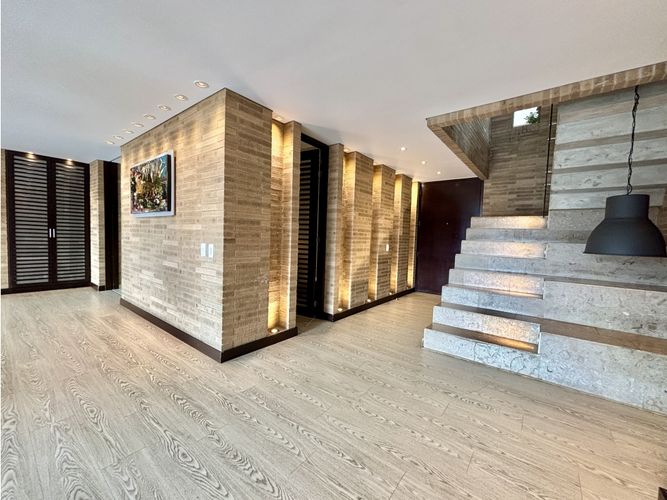 Apartamento de 4 alcobas en venta en Santa Paula, Bogotá, 300 m² · foto 5 de 24