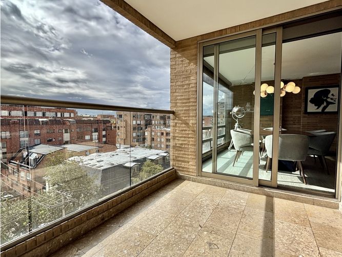 Apartamento de 4 alcobas en venta en Santa Paula, Bogotá, 300 m² · foto 6 de 24