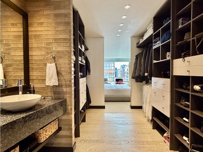 Apartamento de 4 alcobas en venta en Santa Paula, Bogotá, 300 m² · foto 18 de 24