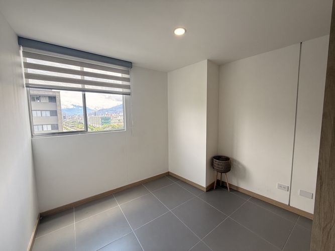 Apartamento de 3 alcobas en arriendo en Shellmar, Medellín, 75 m² · foto 10 de 16