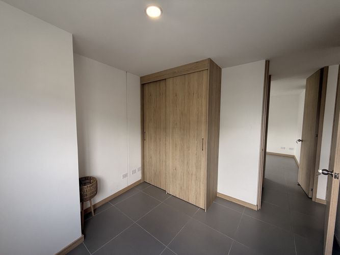 Apartamento de 3 alcobas en arriendo en Shellmar, Medellín, 75 m² · foto 11 de 16