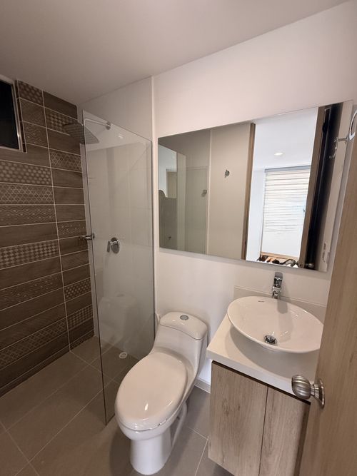Apartamento de 3 alcobas en arriendo en Shellmar, Medellín, 75 m² · foto 16 de 16