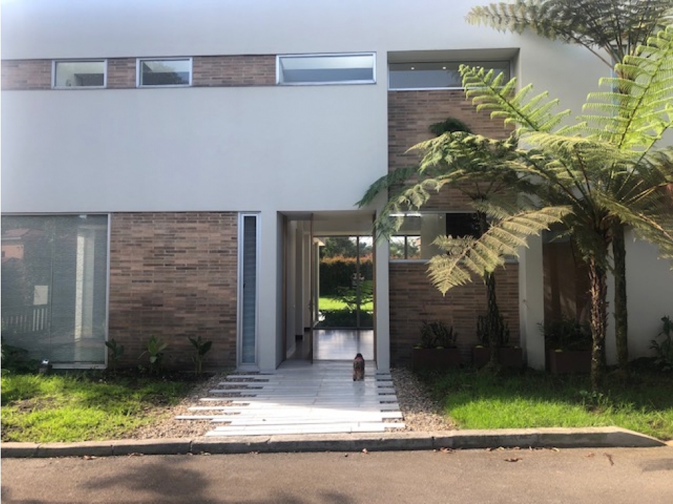 Casa en venta en San Simón, Bogotá · foto 3 de 24