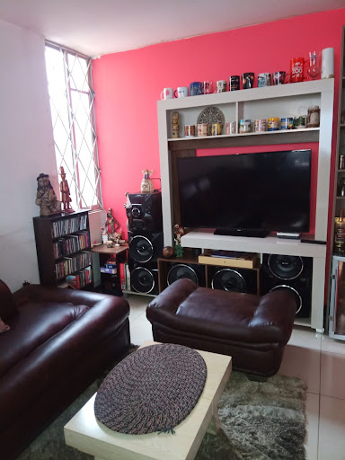 Casa en venta en San Fernando, Bogotá · foto 7 de 17