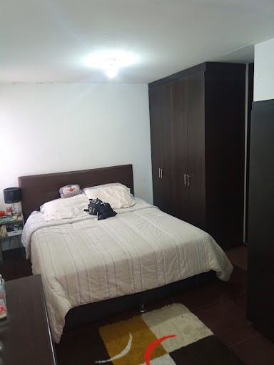 Casa en venta en San Fernando, Bogotá · foto 9 de 17