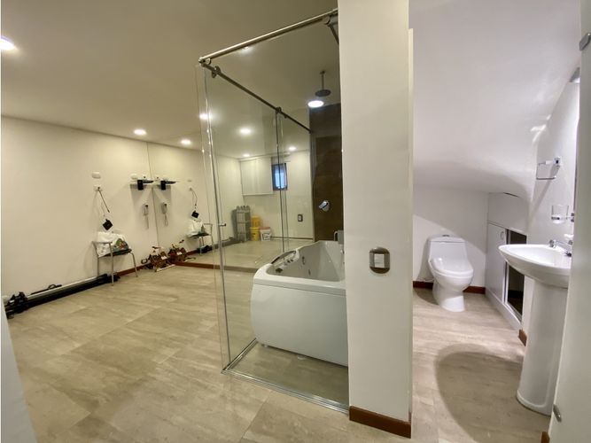 Casa de 3 alcobas en venta en Salamanca, Bogotá, 290 m² · foto 24 de 24