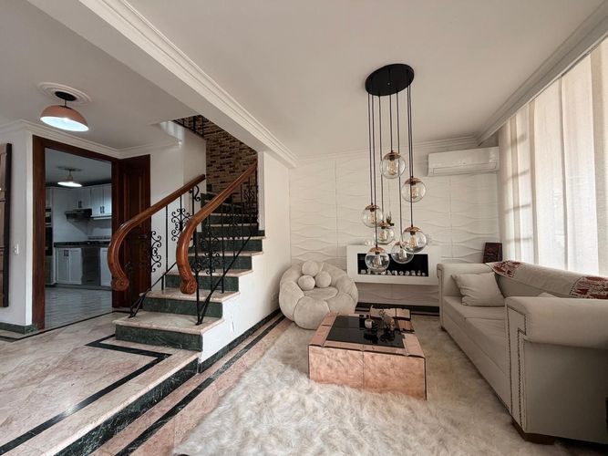 Casa de 3 alcobas en venta en La Mota, Medellín, 120 m² · foto 2 de 21