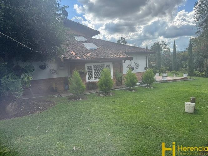 Casa de 5 alcobas en venta en La Ceja · foto 7 de 21