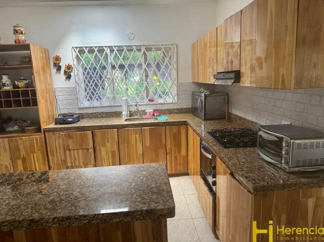 Casa de 5 alcobas en venta en La Ceja · foto 15 de 21