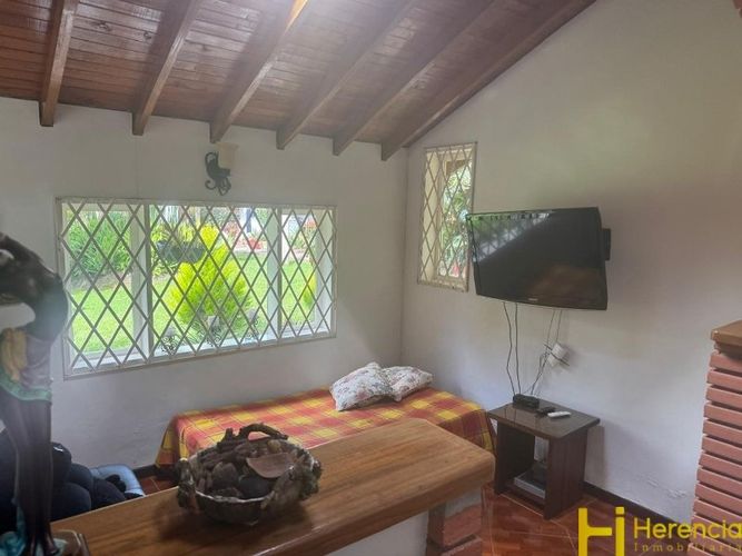 Casa de 5 alcobas en venta en La Ceja · foto 17 de 21