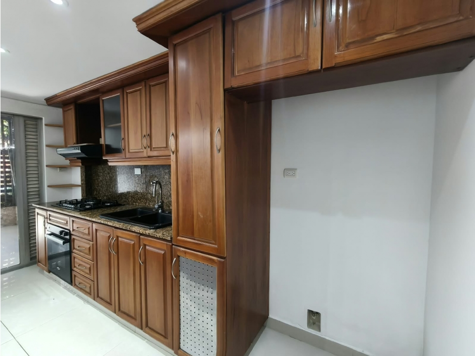 Casa en arriendo en Las Palmas, Medellín · foto 8 de 24