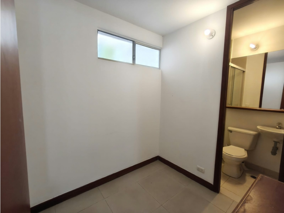 Casa en arriendo en Las Palmas, Medellín · foto 10 de 24