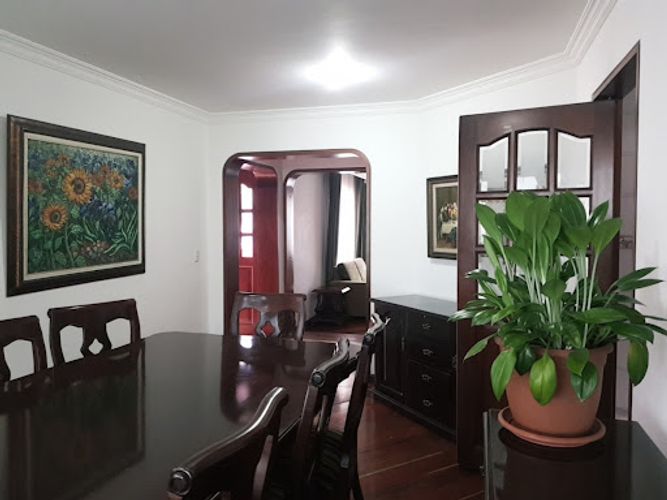 Casa de 5 alcobas en venta en Ilarco, Bogotá, 380 m² · foto 6 de 24