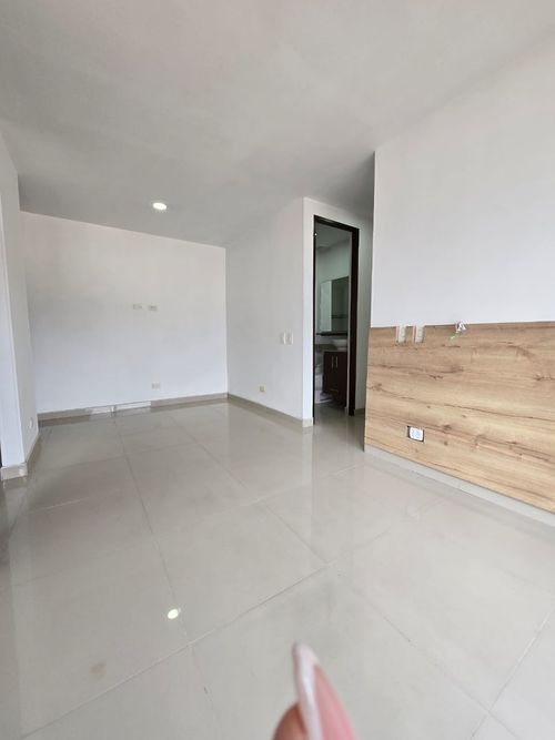 Apartamento en venta en Viviendas Del Sur, Itagüí · foto 23 de 24