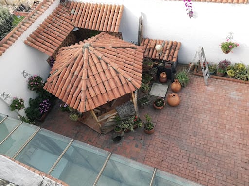 Casa de 5 alcobas en venta en Ilarco, Bogotá, 380 m² · foto 23 de 24