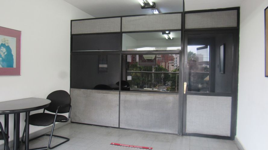 Oficina en arriendo en Altos Del Prado, Barranquilla, 82 m² · foto 3 de 6